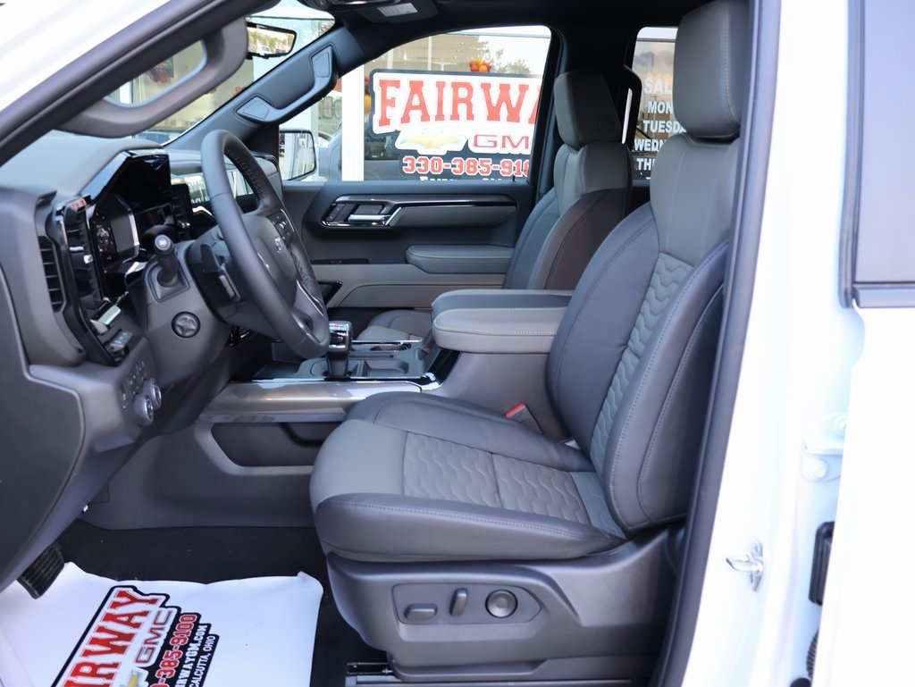 New 2026 Chevrolet Silverado 1500 ZR2 w/ Dark Appearance Package image 12