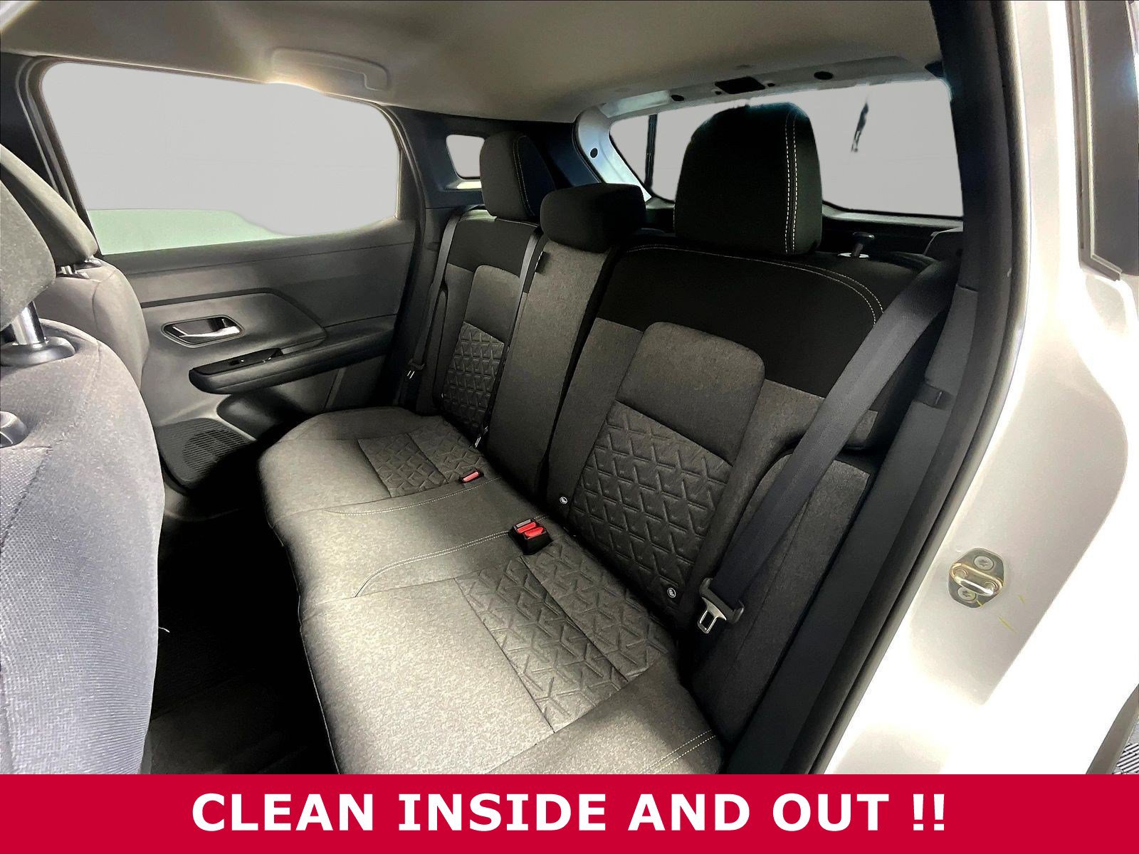 Certified 2025 Nissan Kicks SV AWD/4WD image 20