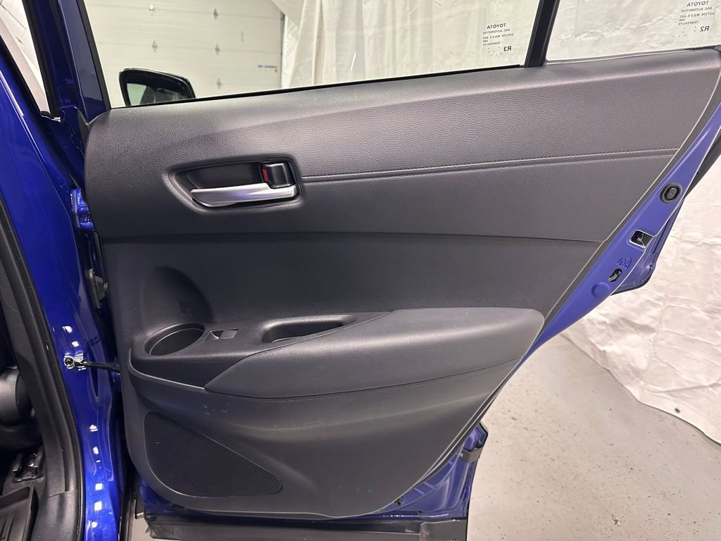 Used 2025 Toyota Corolla Cross XSE w/ Convenience Package image 49