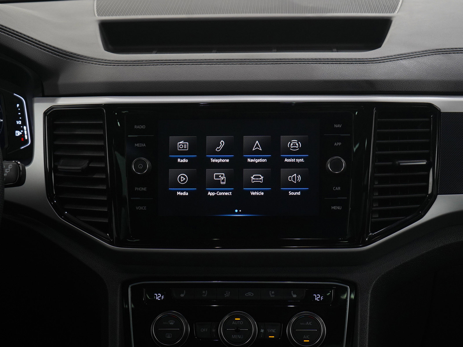 Used 2023 Volkswagen Atlas Cross Sport SEL Premium R-Line image 14