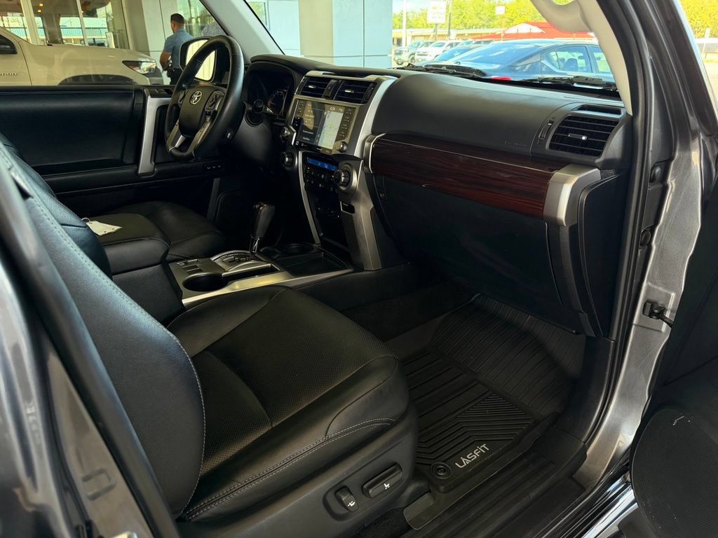 Used 2021 Toyota 4Runner Limited RWD image 17