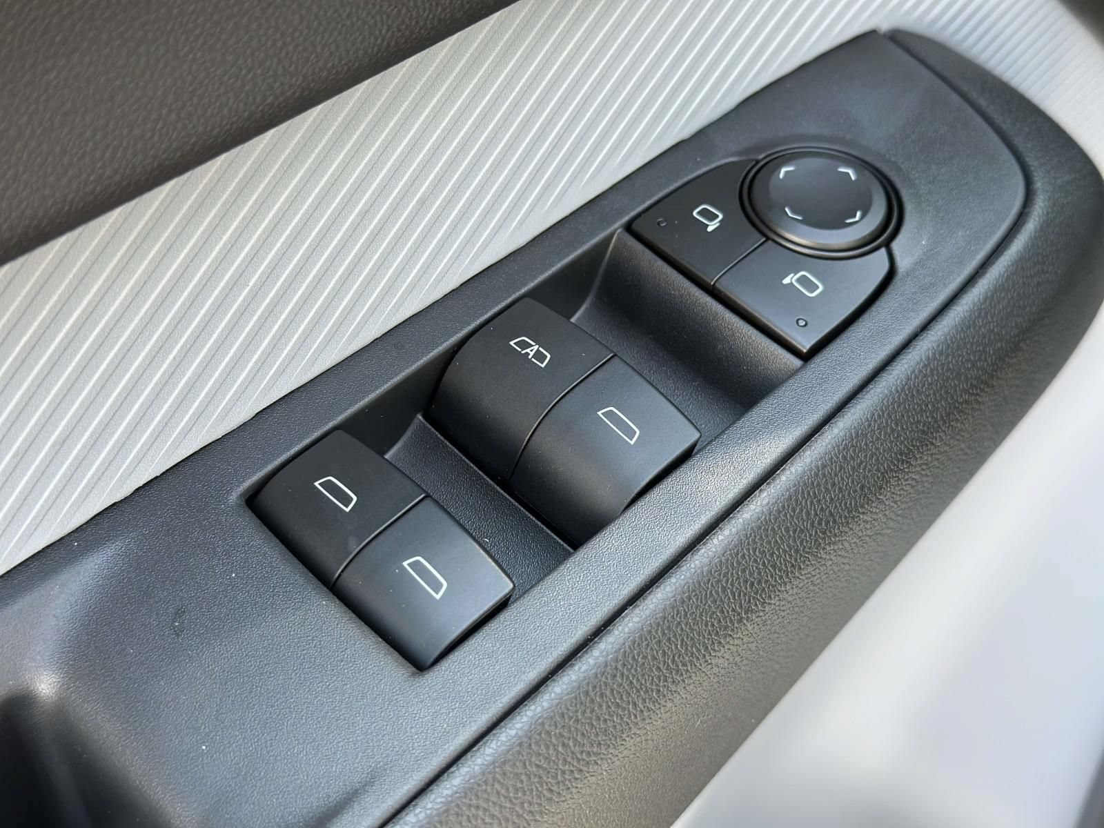 New 2027 Chevrolet Bolt LT FWD image 19