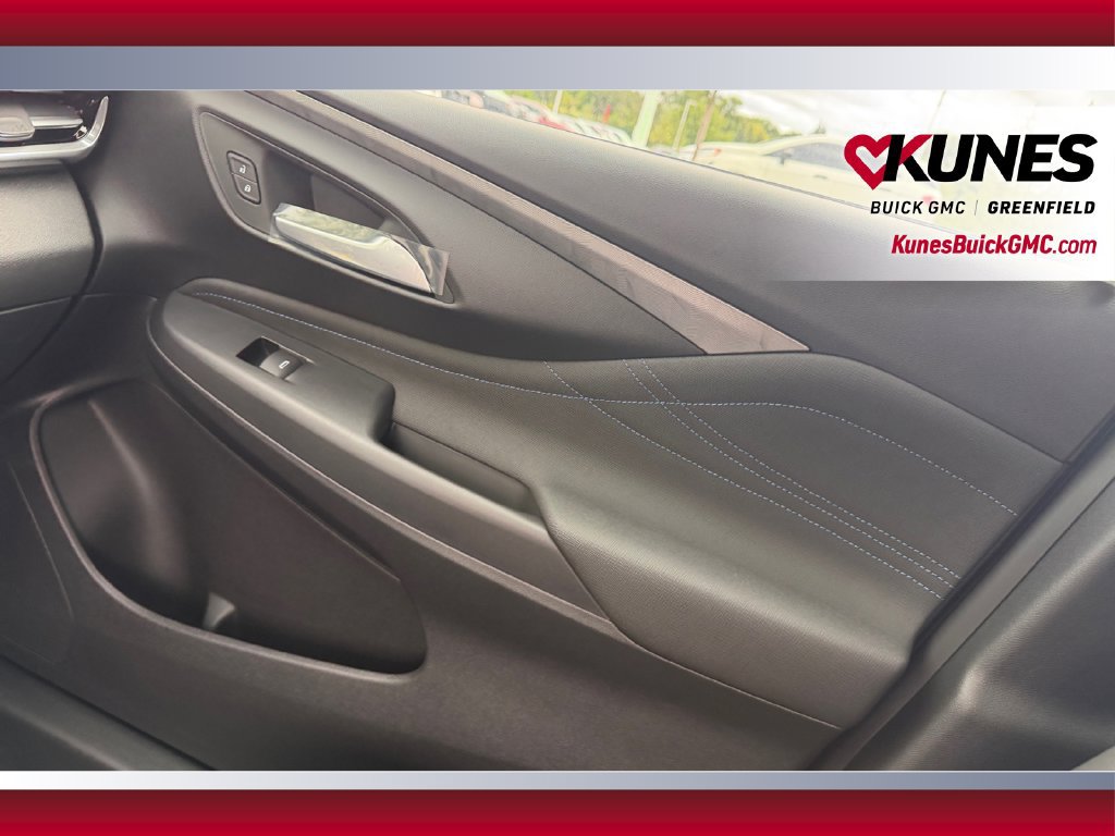 New 2026 Buick Envista Sport Touring FWD image 33