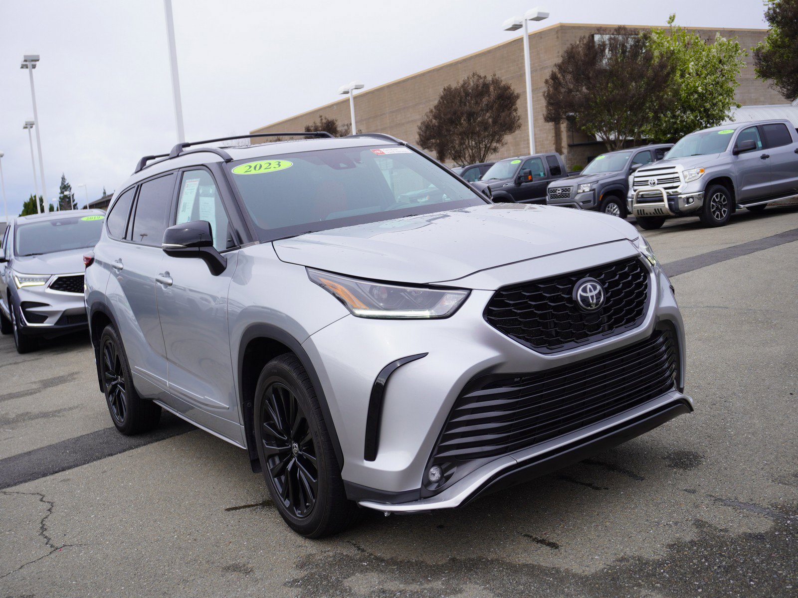 Used 2023 Toyota Highlander XSE