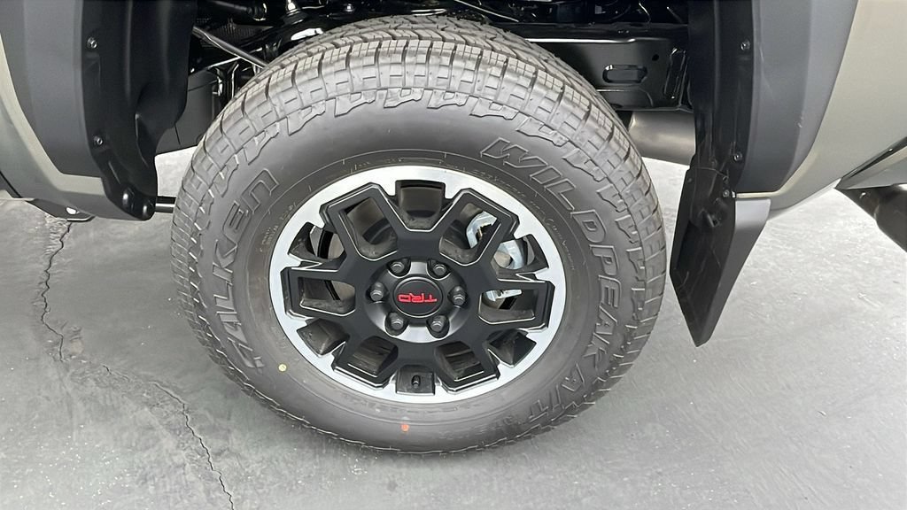 New 2026 Toyota Tacoma TRD Off-Road AWD/4WD image 32