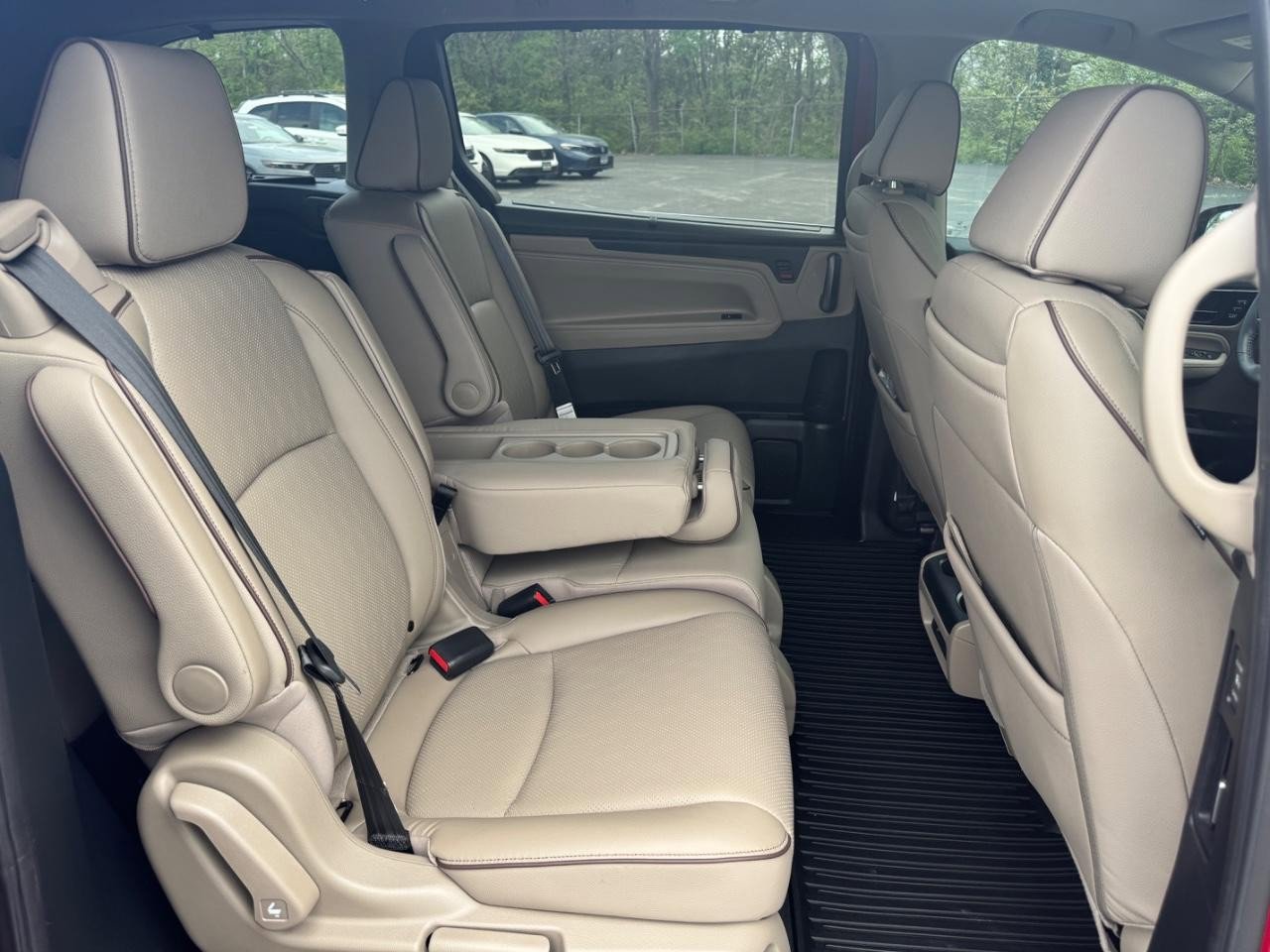 Certified 2024 Honda Odyssey Elite image 13