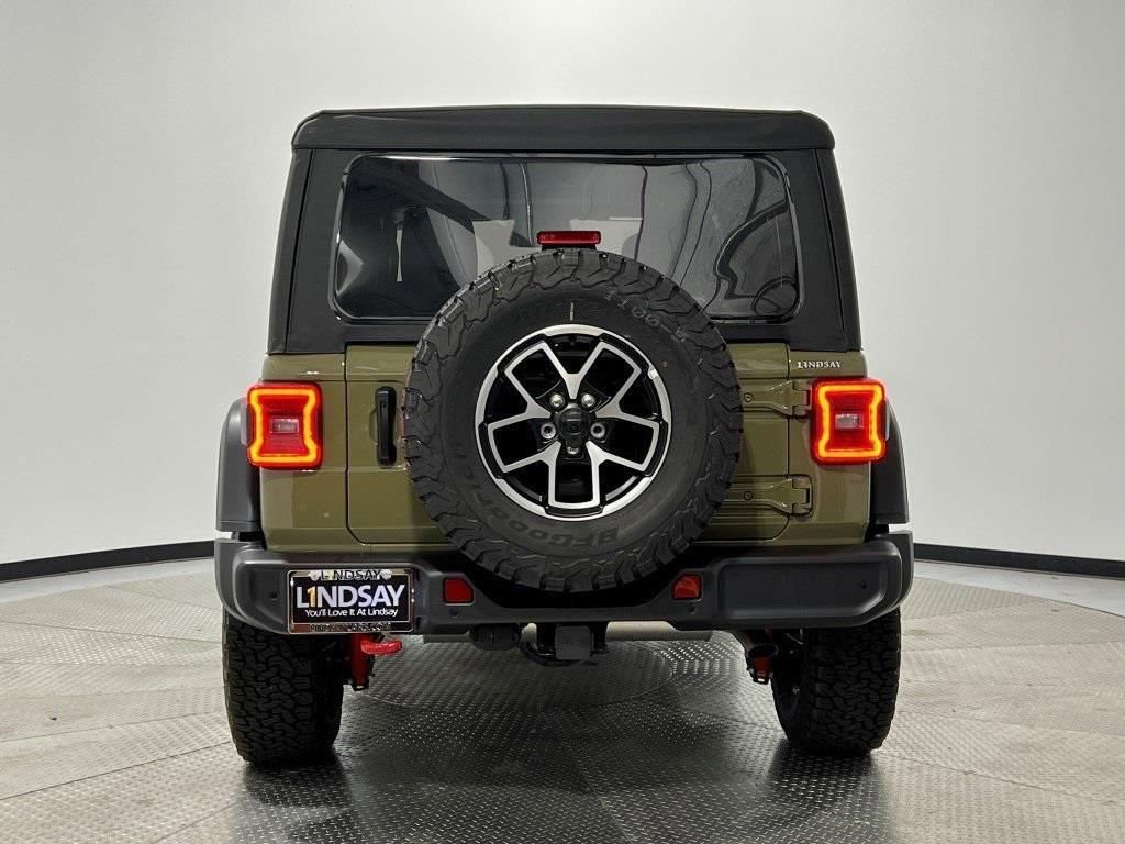 New 2026 Jeep Wrangler Unlimited Rubicon w/ Safety Group image 4