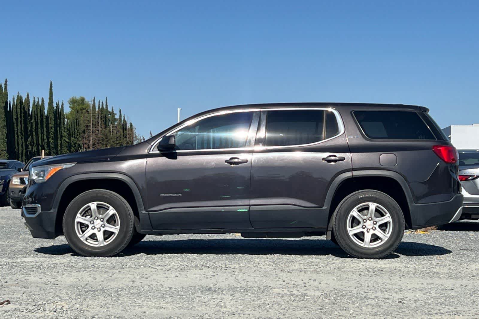 Used 2018 GMC Acadia SLE FWD image 6