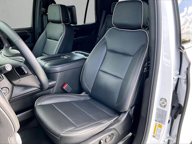 Used 2023 GMC Yukon SLT w/ SLT Premium Package image 27