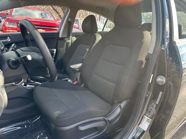 Used 2018 Kia Forte LX w/ LX Rear Camera Package image 7
