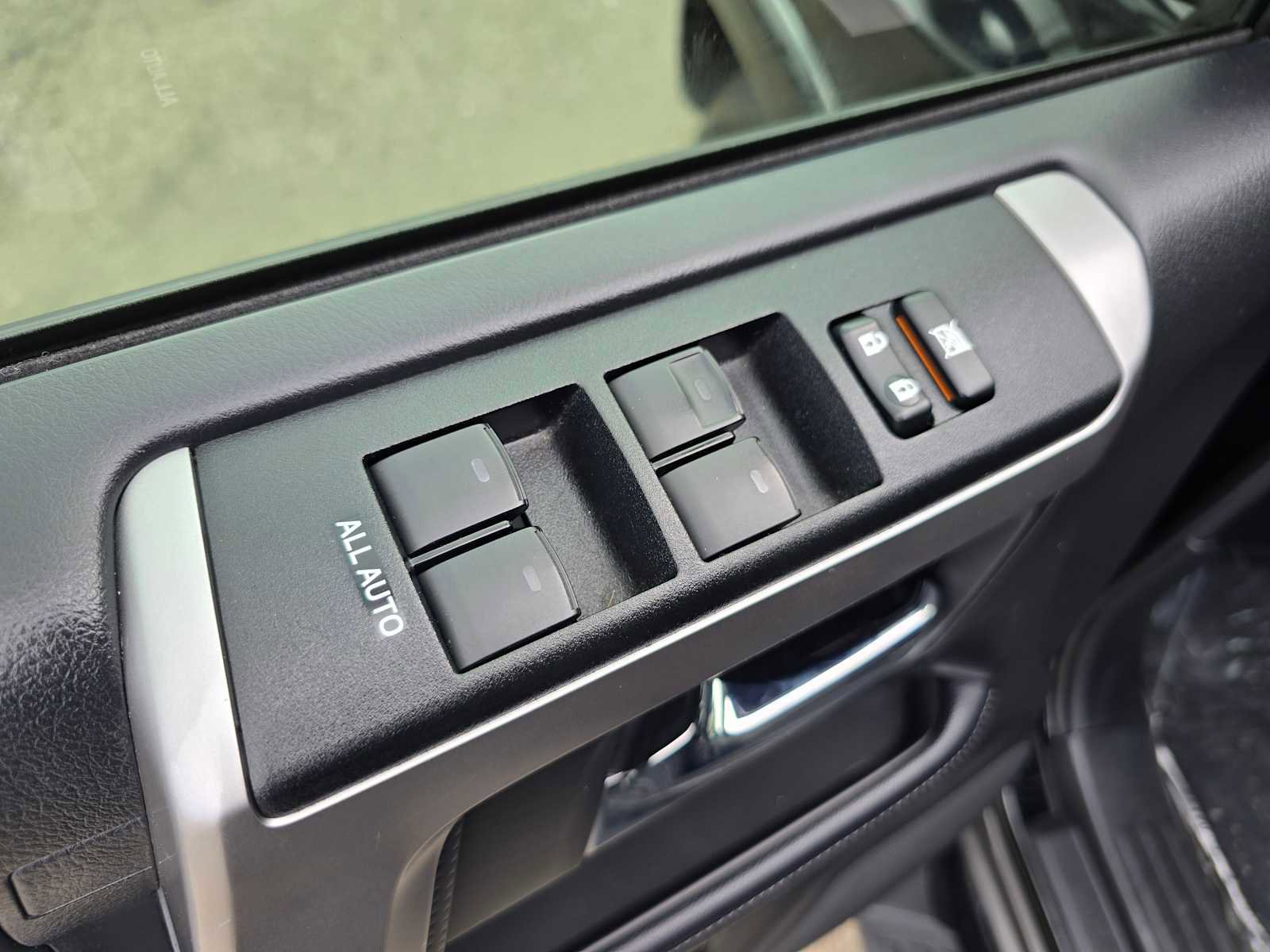 Used 2023 Toyota 4Runner SR5 image 24