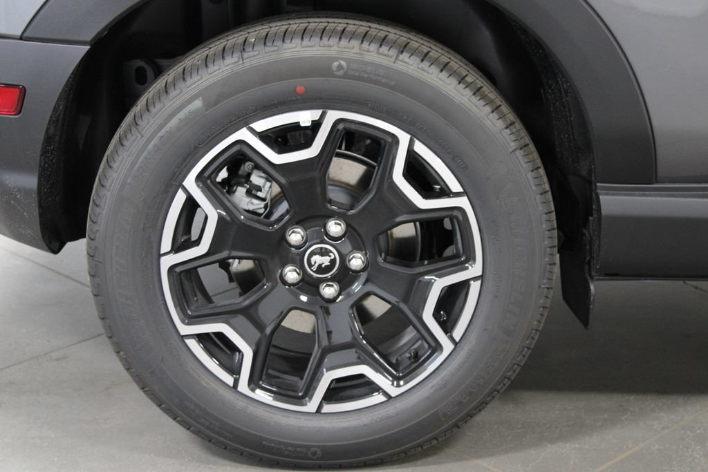 New 2026 Ford Bronco Sport Outer Banks AWD/4WD image 13