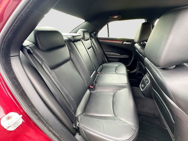 Used 2013 Chrysler 300 AWD w/ Driver Convenience Group image 26
