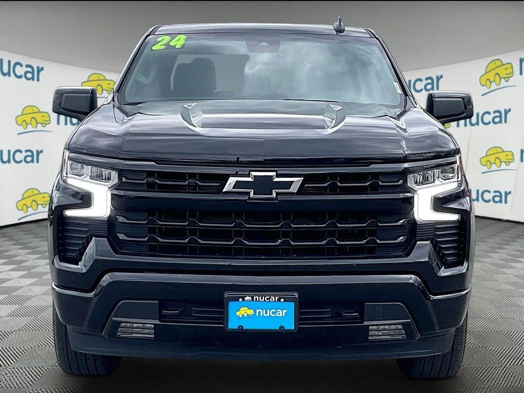 Used 2024 Chevrolet Silverado 1500 RST AWD/4WD image 2