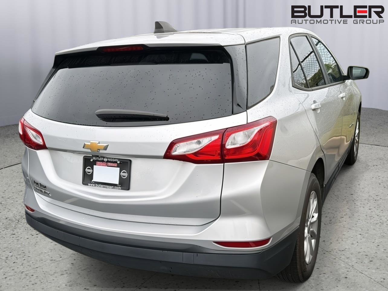 Used 2020 Chevrolet Equinox LS w/ LS Convenience Package FWD image 8