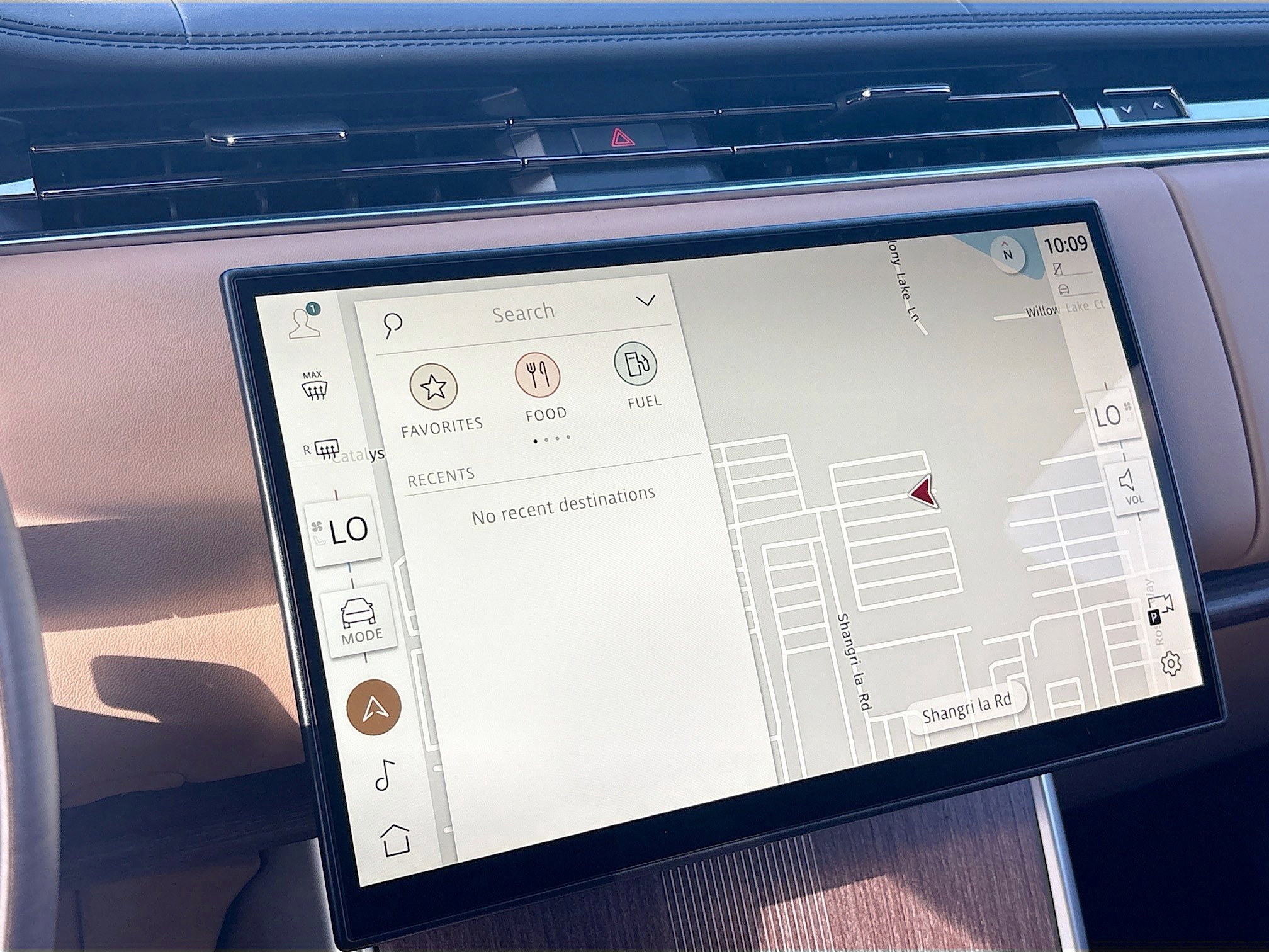 New 2026 Land Rover Range Rover Long Wheelbase Autobiography image 37