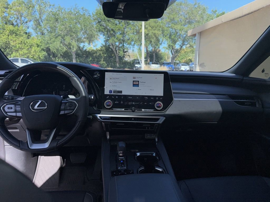 Used 2025 Lexus RX 350 Premium FWD image 23