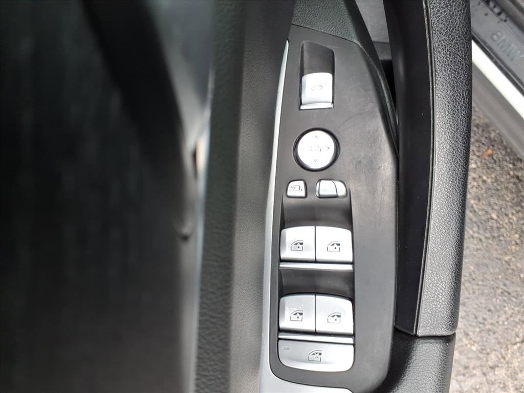 Used 2024 BMW X3 xDrive30i w/ Convenience Package image 17