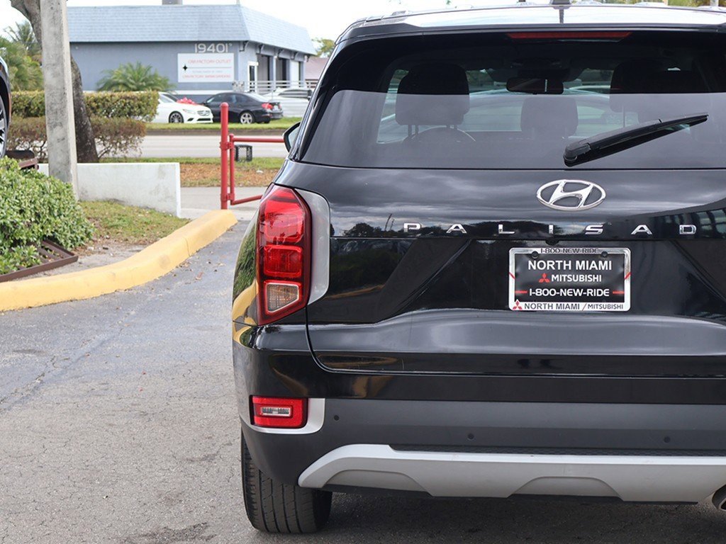 Used 2022 Hyundai Palisade SE image 14