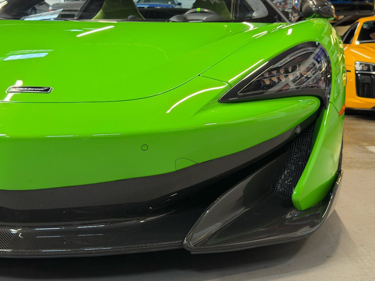 Used 2020 McLaren 600LT Spider RWD image 24