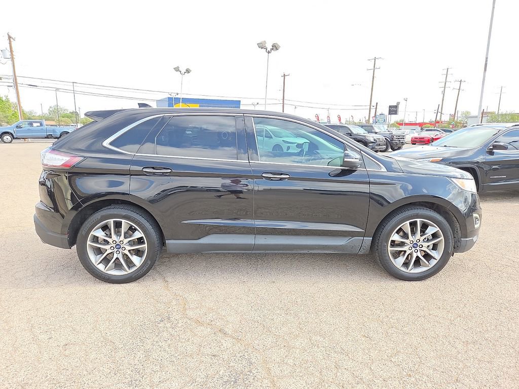 Used 2017 Ford Edge Titanium w/ Equipment Group 301A image 5
