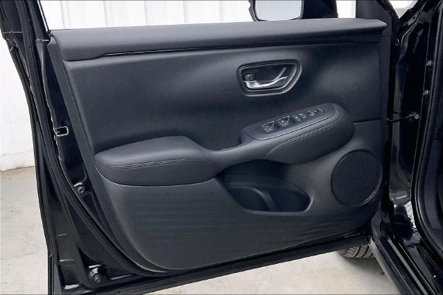 Certified 2027 Honda HR-V LX image 20
