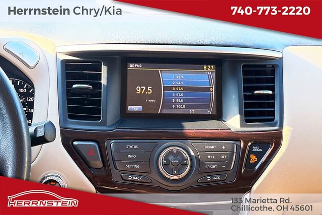 Used 2016 Nissan Pathfinder SL AWD/4WD image 10