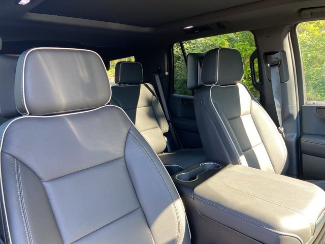 New 2026 GMC Yukon Elevation image 33