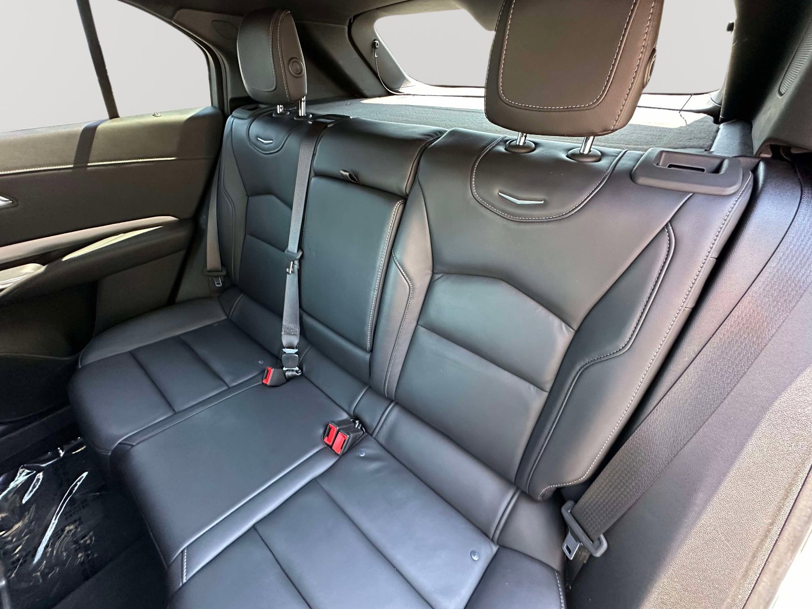 Used 2019 Cadillac XT4 Premium Luxury w/ Cold Weather Package AWD/4WD image 33