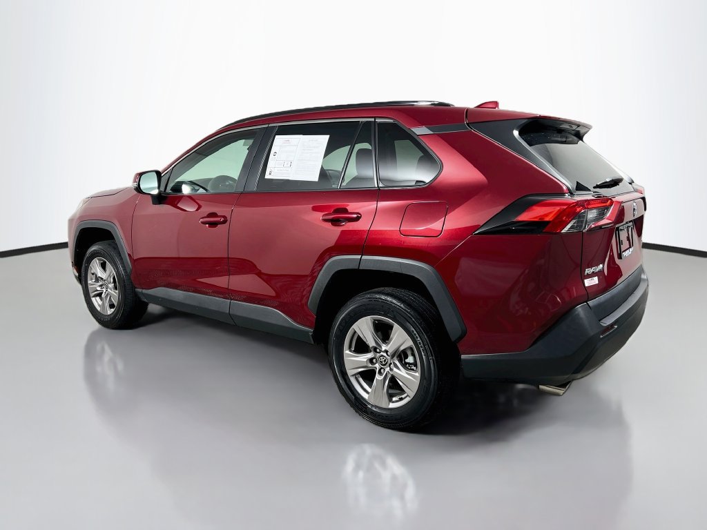 Used 2023 Toyota RAV4 XLE FWD image 5