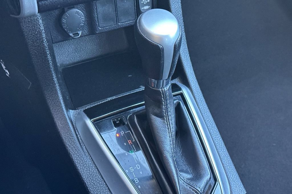 Used 2019 Toyota Corolla LE FWD image 20