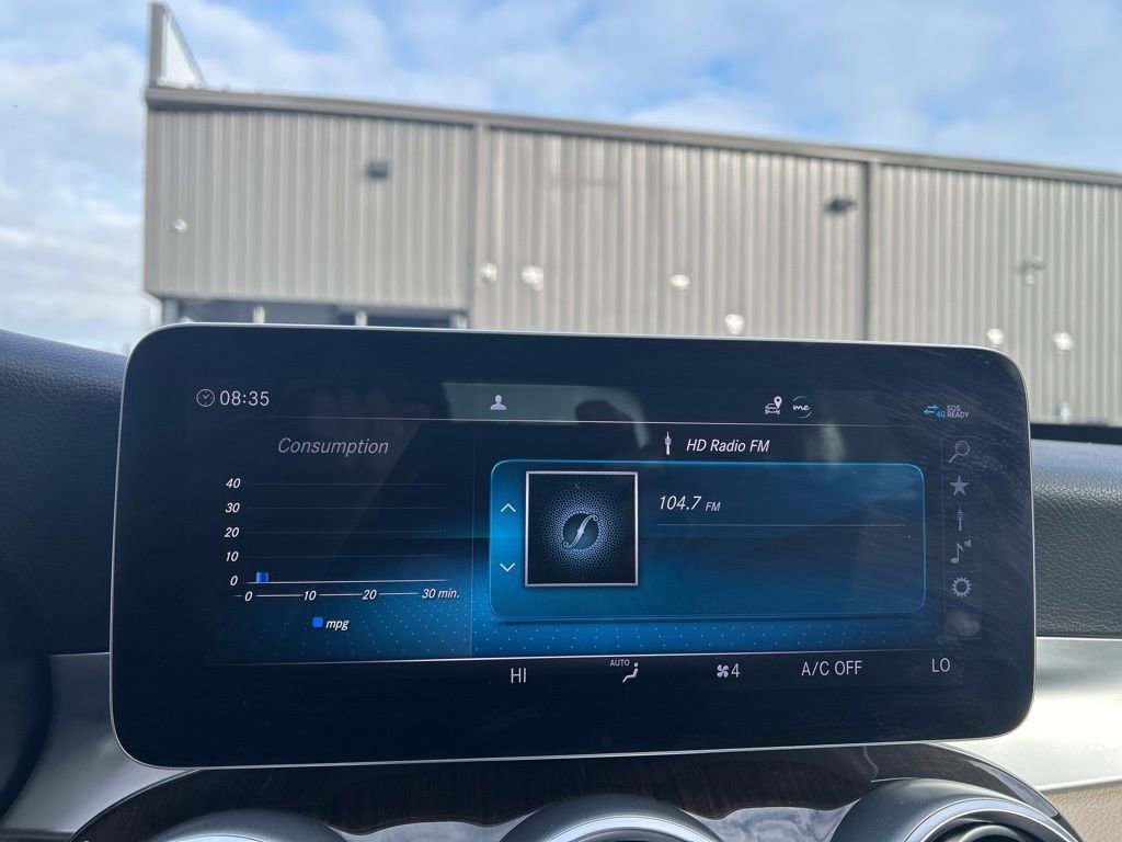 Used 2021 Mercedes-Benz C 300 Sedan image 12