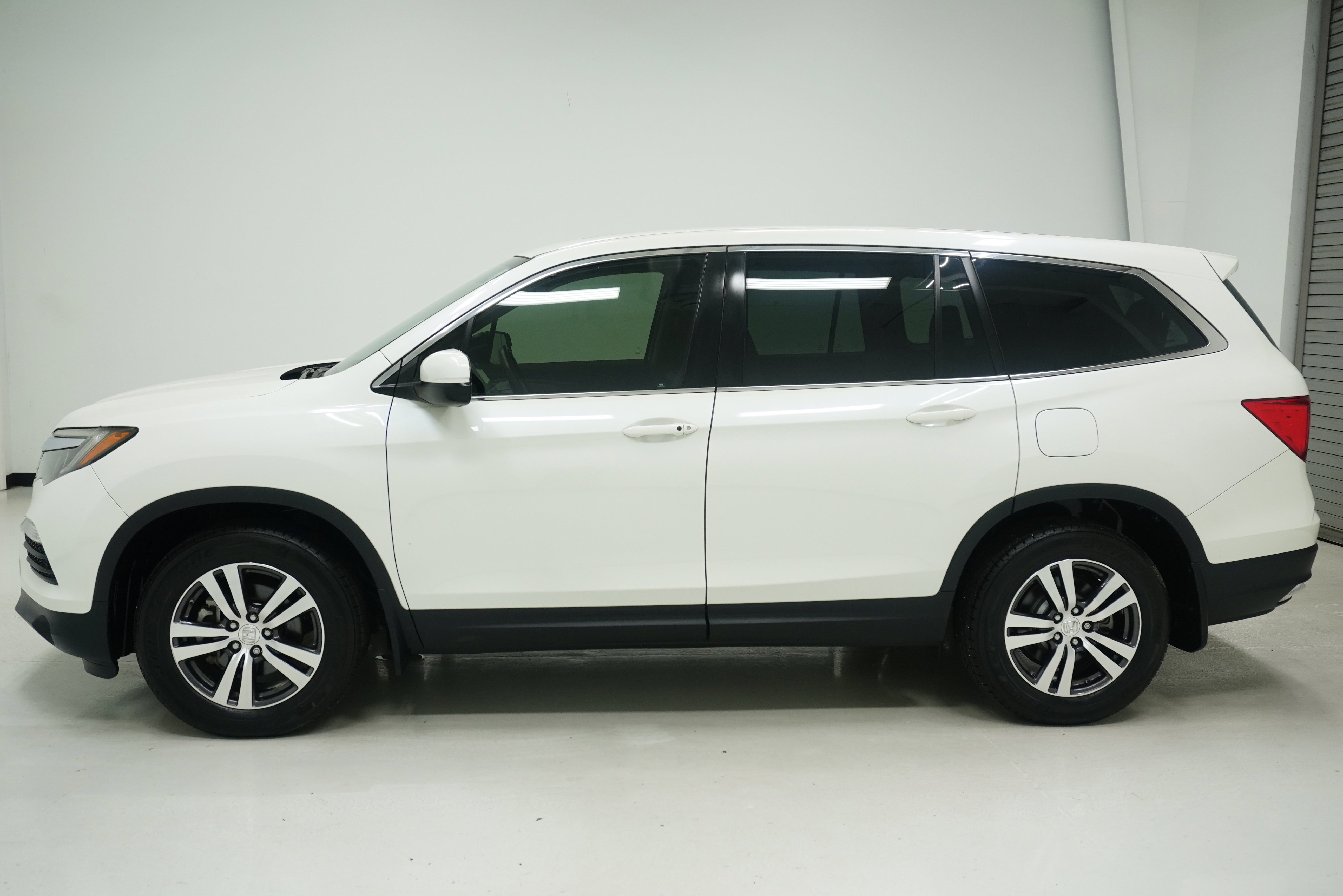 Used 2017 Honda Pilot EX-L image 7