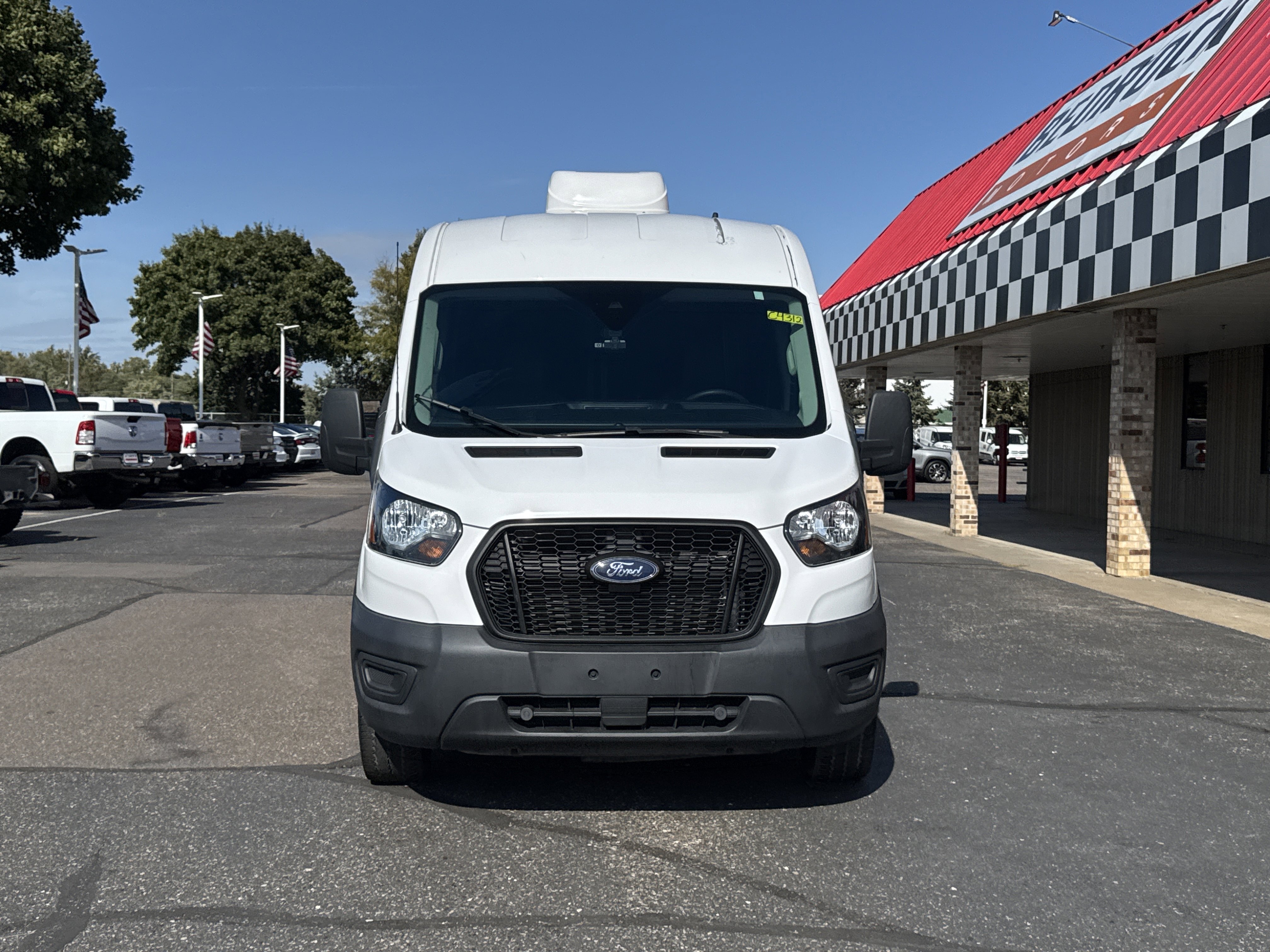 Used 2022 Ford Transit 250 Medium Roof w/ Load Area Protection Package image 2