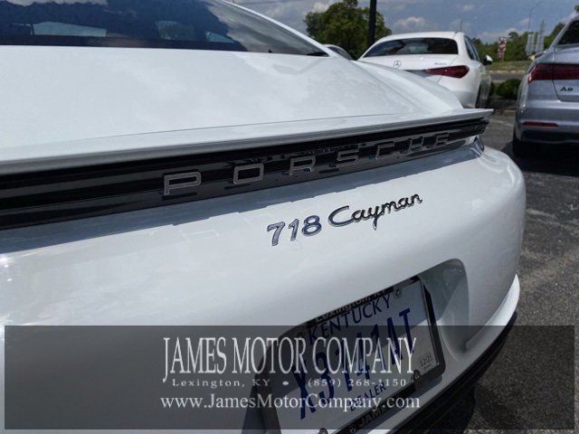Used 2024 Porsche 718 Cayman image 11