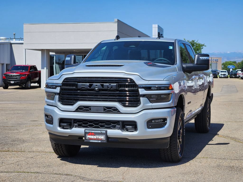 New 2026 RAM 2500 Laramie AWD/4WD image 4
