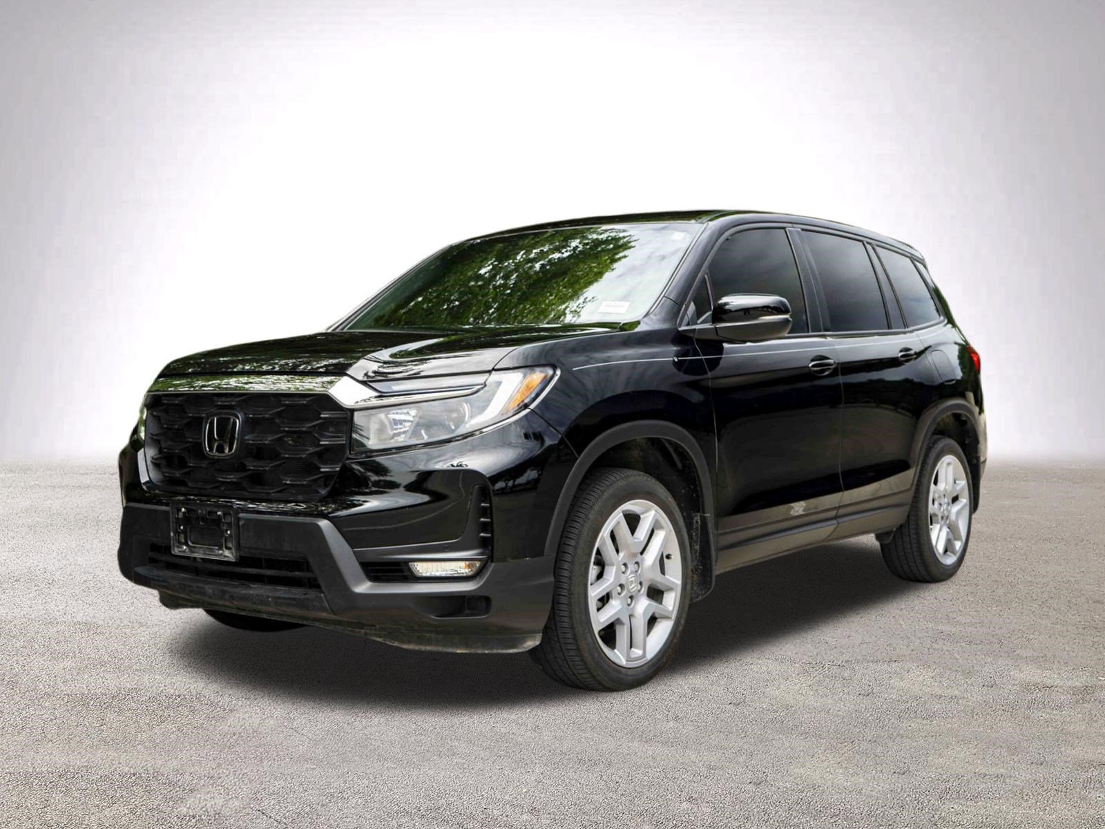 Used 2025 Honda Passport EX-L image 5