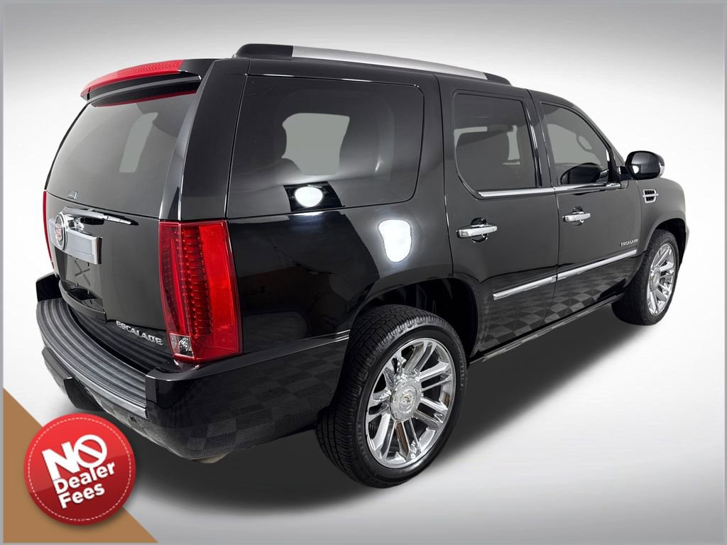 Used 2012 Cadillac Escalade Platinum AWD/4WD image 3