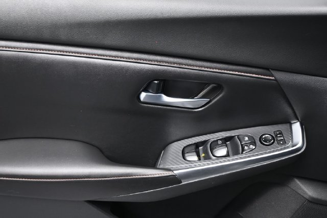 Used 2021 Nissan Sentra SR w/ Electronics Package FWD image 8
