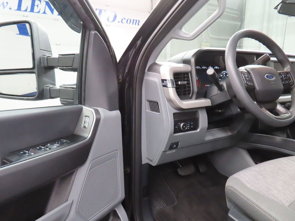 Used 2026 Ford F450 XLT w/ FX4 Off-Road Package AWD/4WD image 50