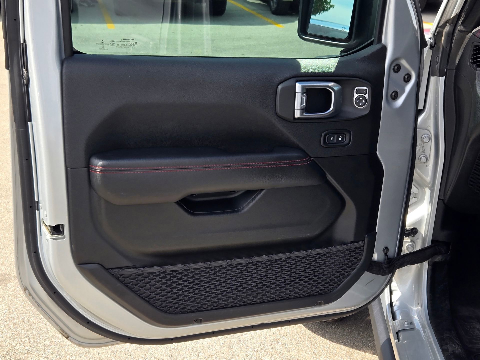 Used 2022 Jeep Gladiator Rubicon w/ LED Lighting Group AWD/4WD image 28