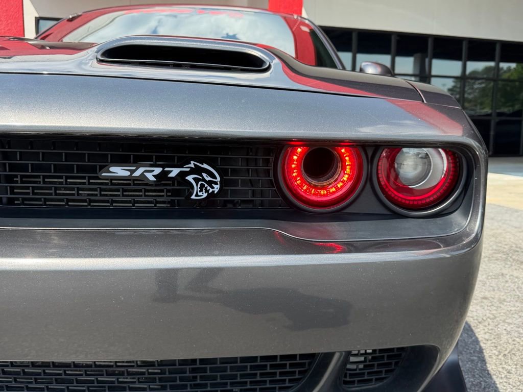 Used 2019 Dodge Challenger SRT Hellcat Redeye RWD image 4