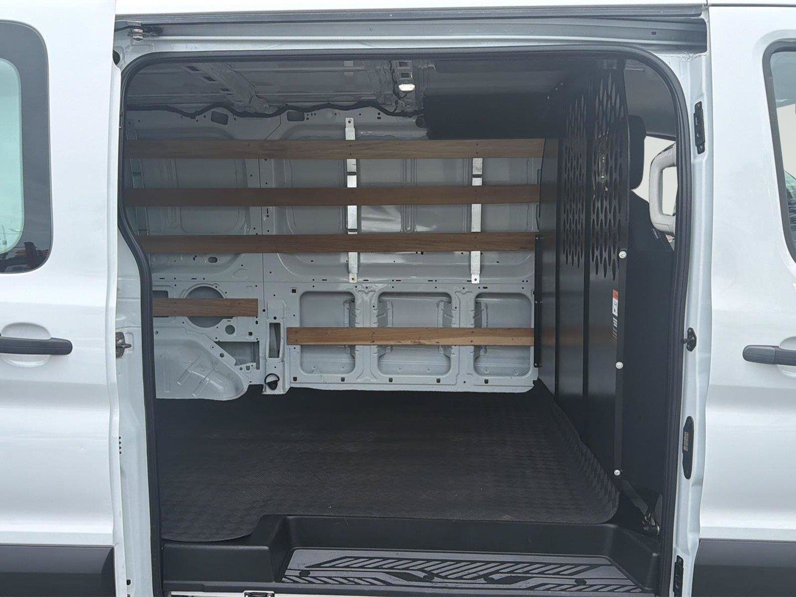 Used 2025 Ford Transit 250 Low Roof w/ Exterior Upgrade Package RWD image 28