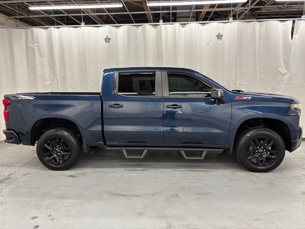 Used 2021 Chevrolet Silverado 1500 LT Trail Boss w/ Convenience Package II AWD/4WD image 6