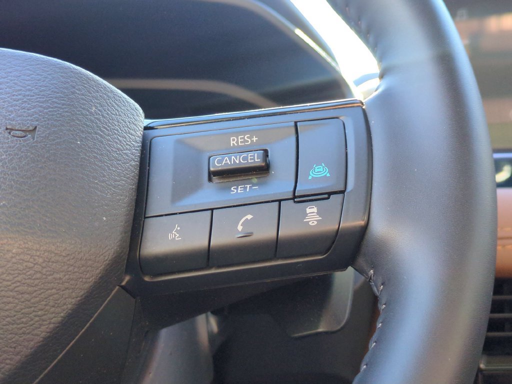 Used 2026 Nissan Rogue Platinum w/ Platinum Premium Package AWD/4WD image 22