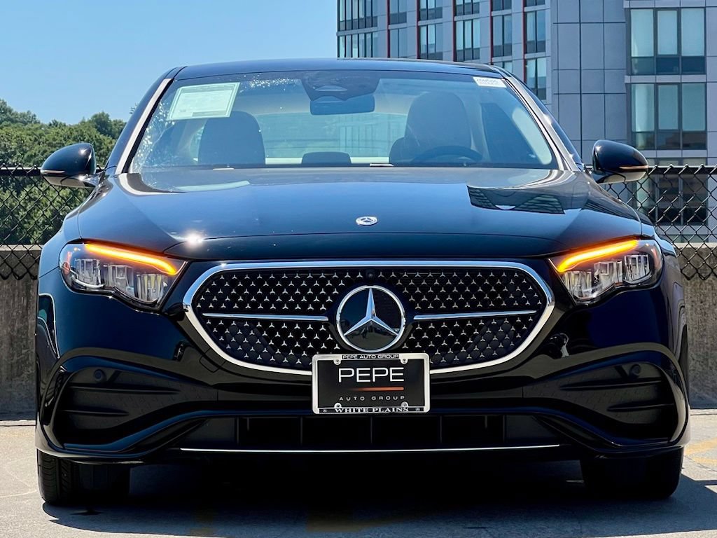 Certified 2026 Mercedes-Benz E 350 4MATIC Sedan image 3