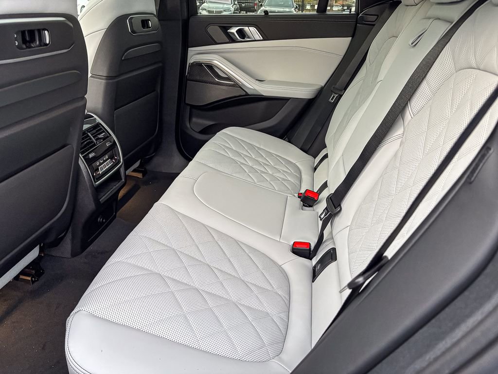 New 2026 BMW X6 M60i image 34