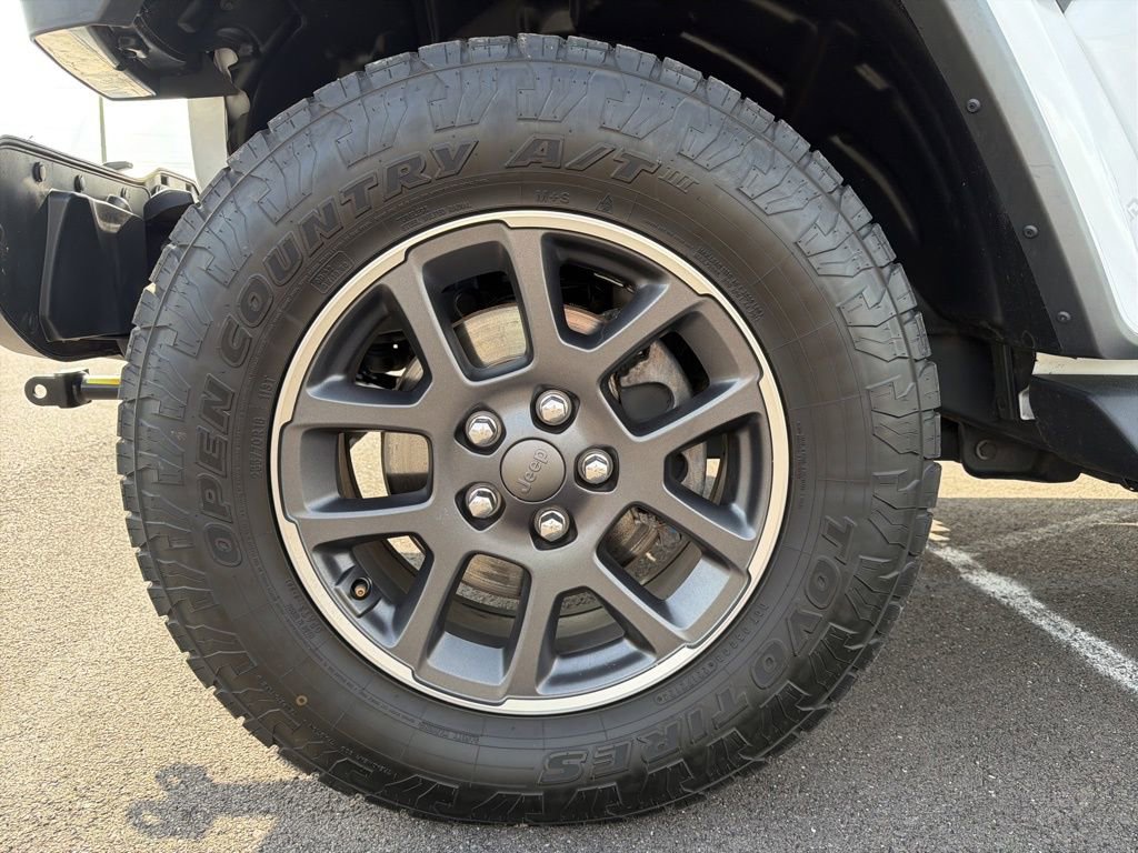 Used 2020 Jeep Gladiator Overland image 15