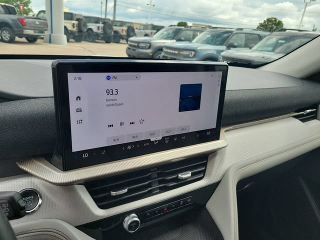 New 2026 Ford Explorer Active w/ Active Comfort Package AWD/4WD image 28