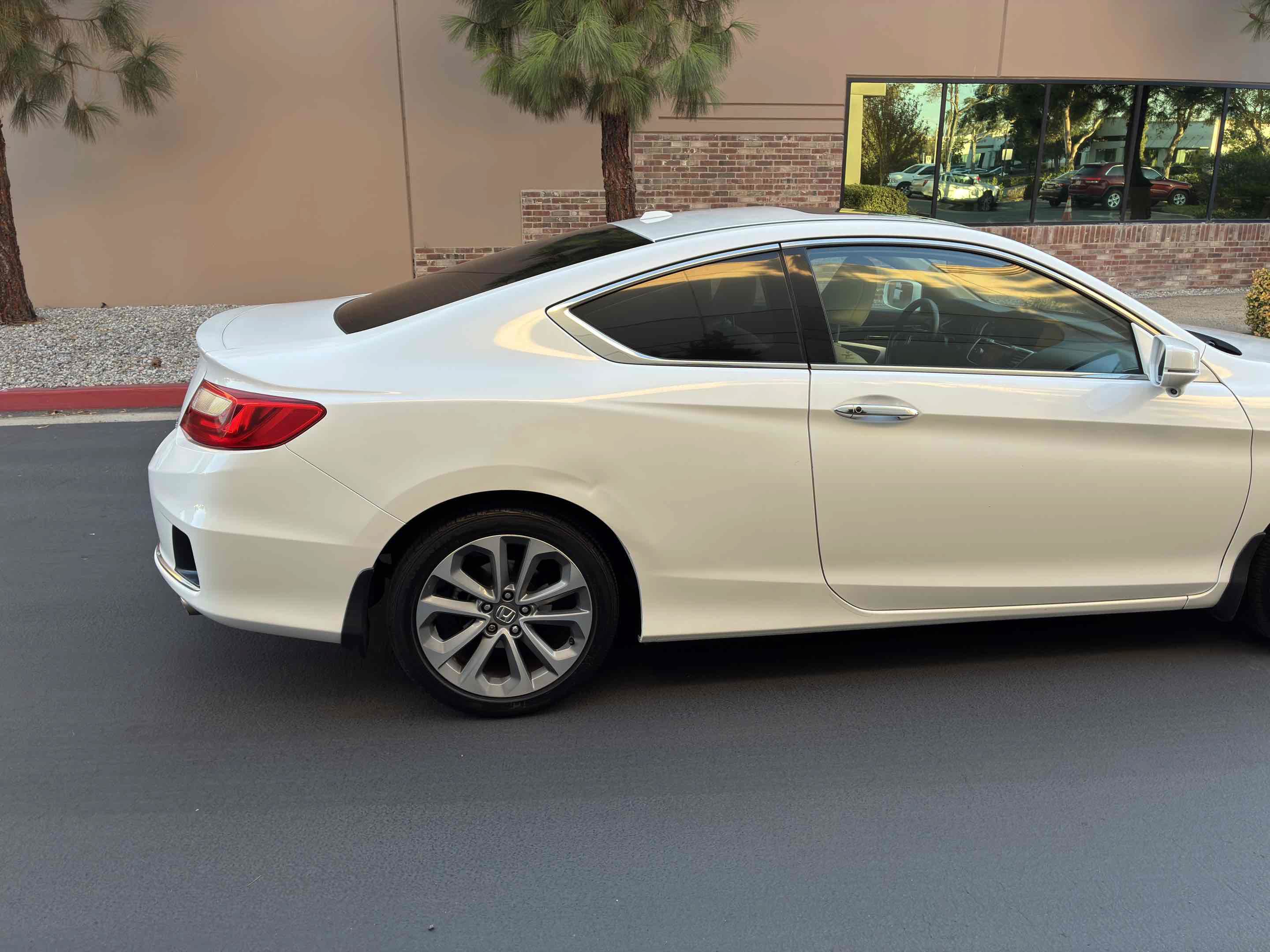 Used 2015 Honda Accord EX-L image 21